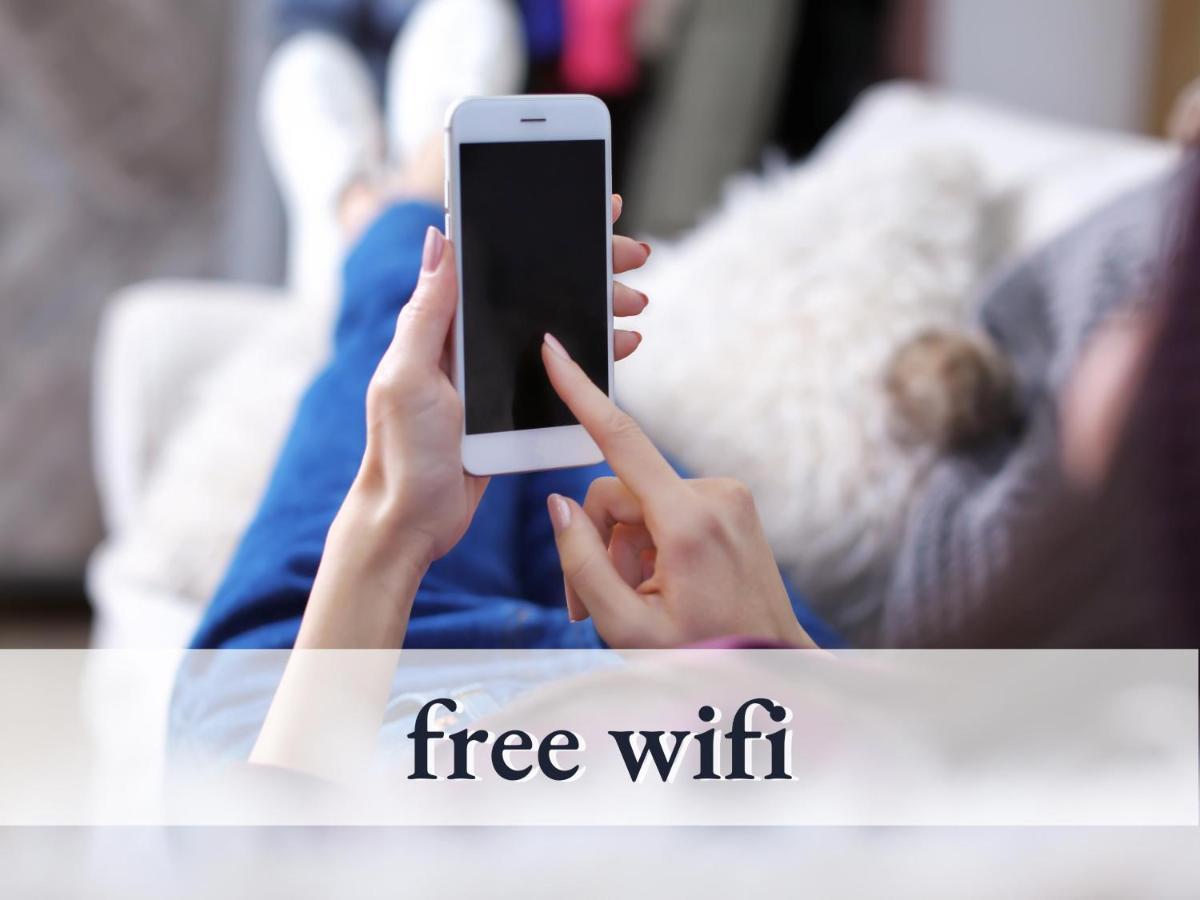Sehr Gemuetliche Ferienwohnung In Bester Lage Mit Grossem Sonnenbalkon L Innenstadtnaehe L 1 Minute Zum Bahnhof L Kueche L Tv L Free-Wlan L Willkommen Im Hallo!-Apartment 8 บาดวือริสโฮเฟิน ภายนอก รูปภาพ