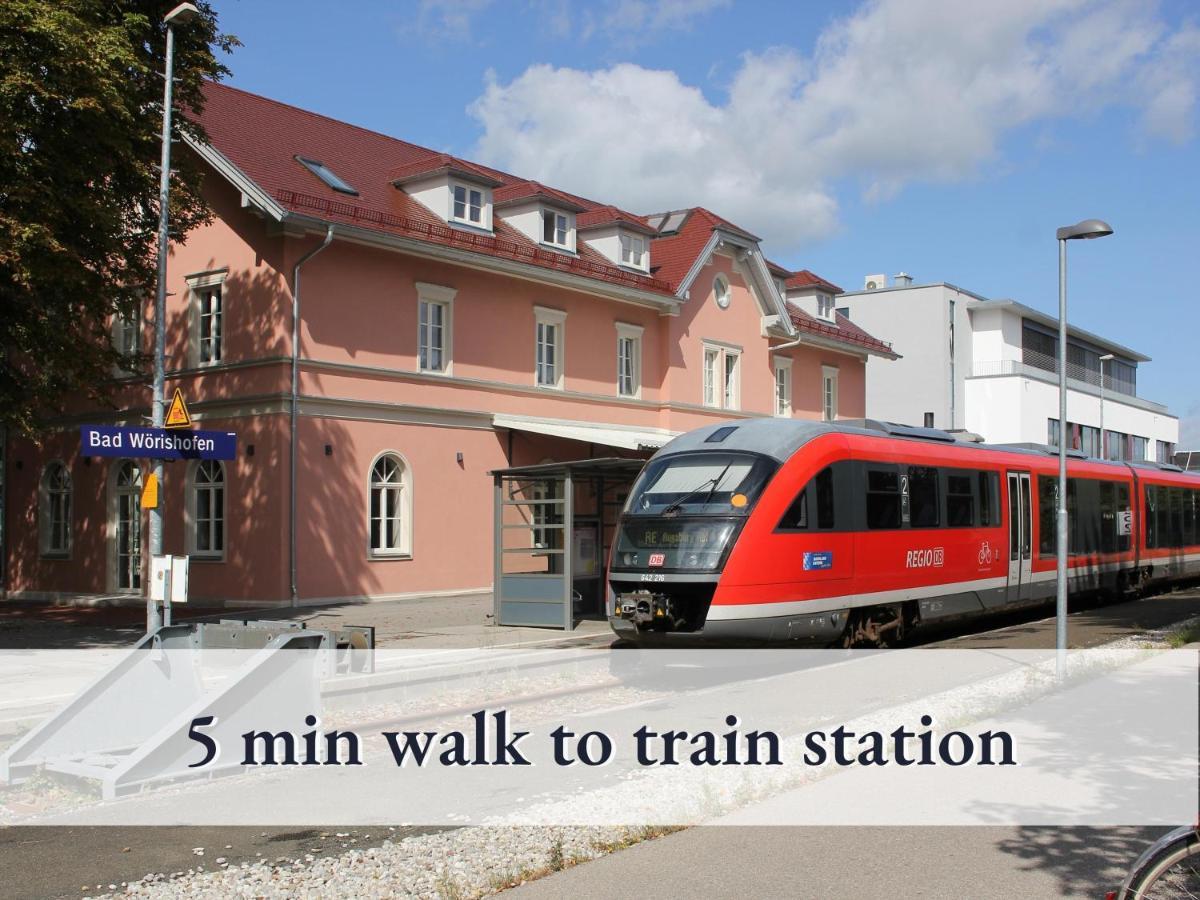 Sehr Gemuetliche Ferienwohnung In Bester Lage Mit Grossem Sonnenbalkon L Innenstadtnaehe L 1 Minute Zum Bahnhof L Kueche L Tv L Free-Wlan L Willkommen Im Hallo!-Apartment 8 บาดวือริสโฮเฟิน ภายนอก รูปภาพ